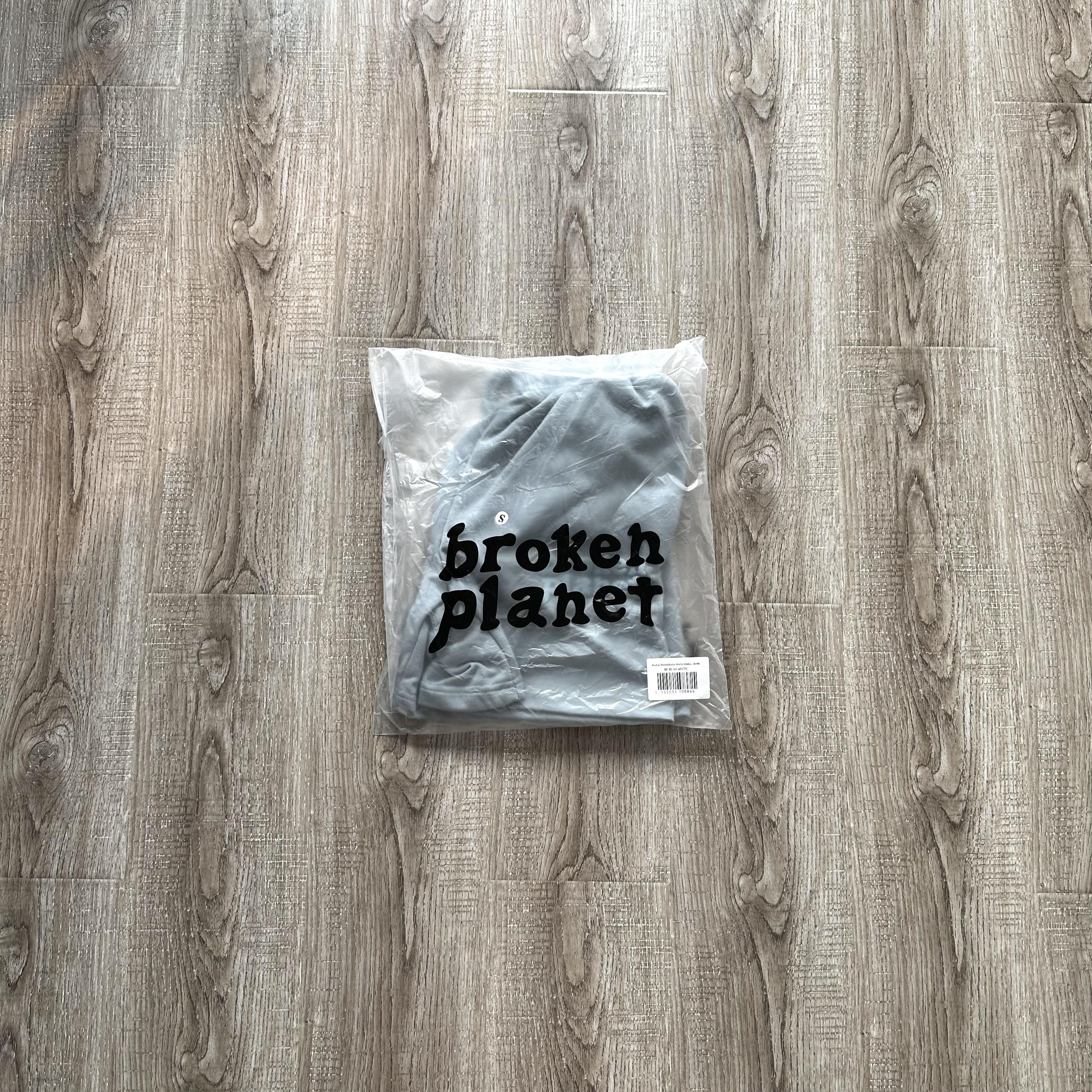 Broken P Shorts