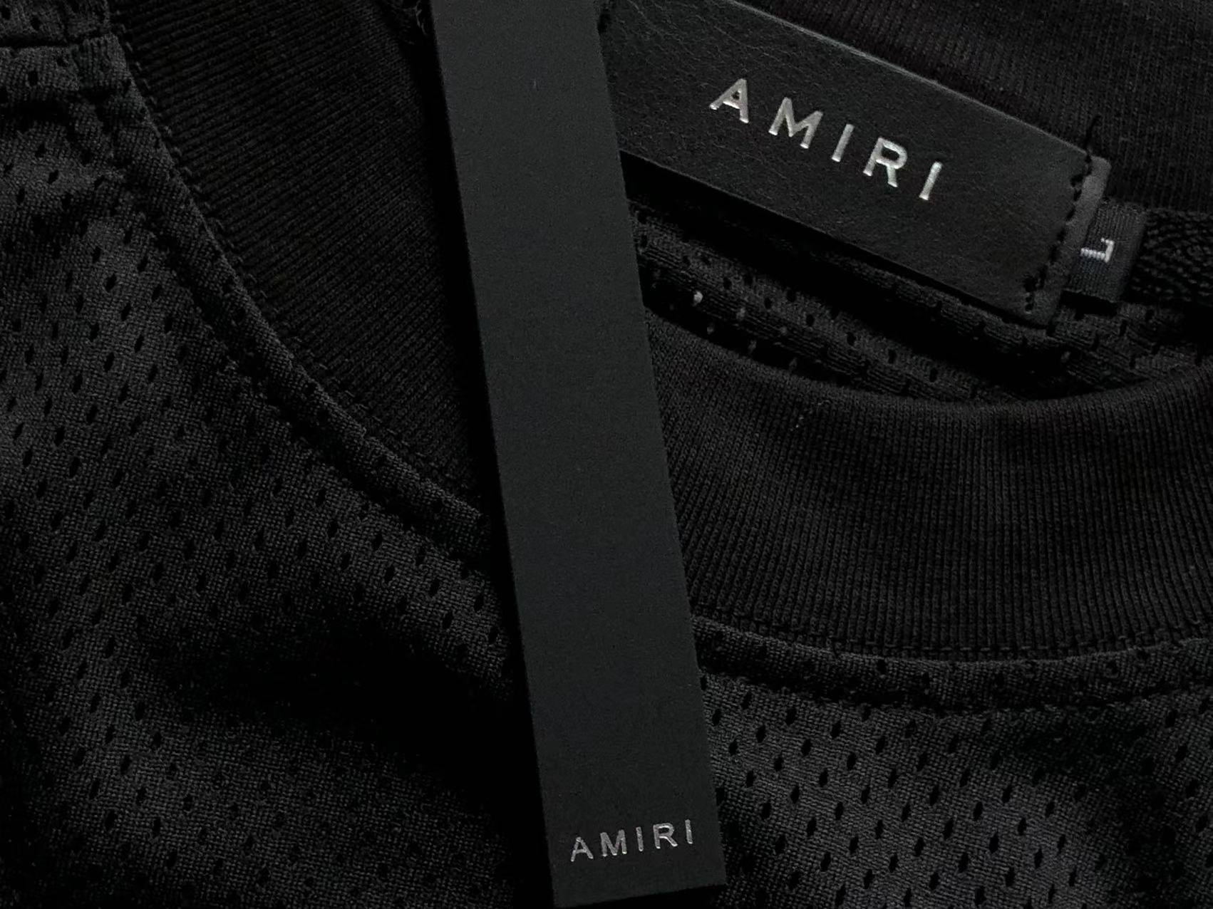 Amiri Shorts & Tshirt