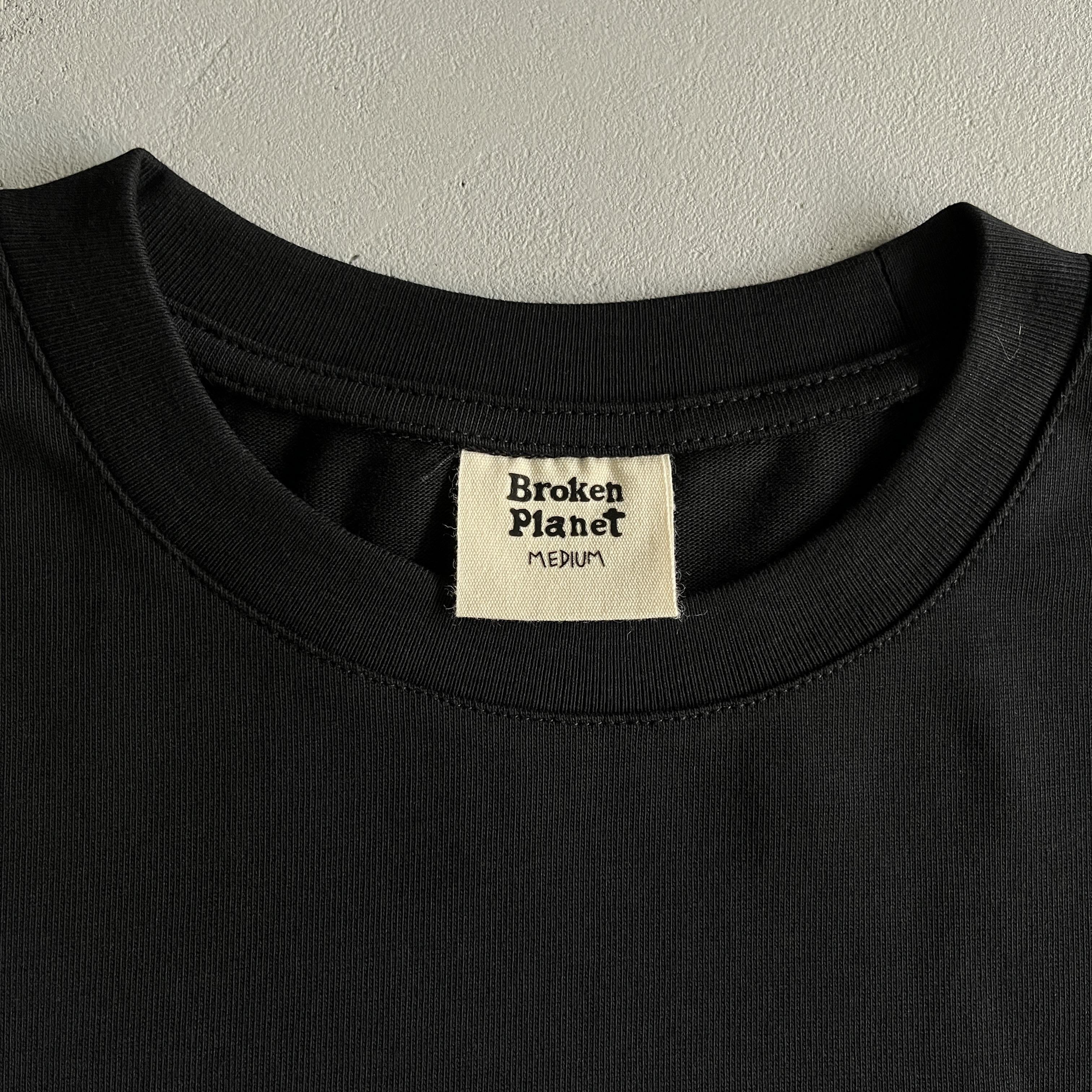 Broken P Basic Letter Short TShirt