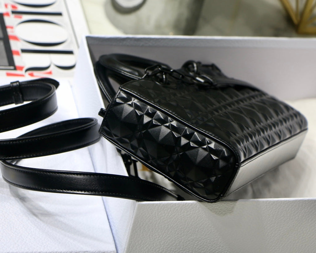 D I O R - Lady D-Joy (Black) 26 x 13cm