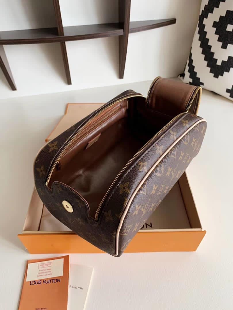 Dopp kit