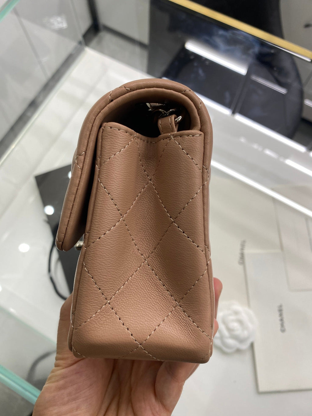 C h brown 22cm