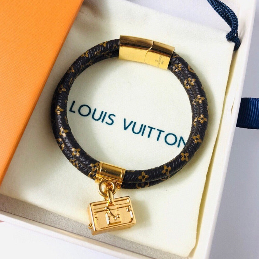fashion  bracelet